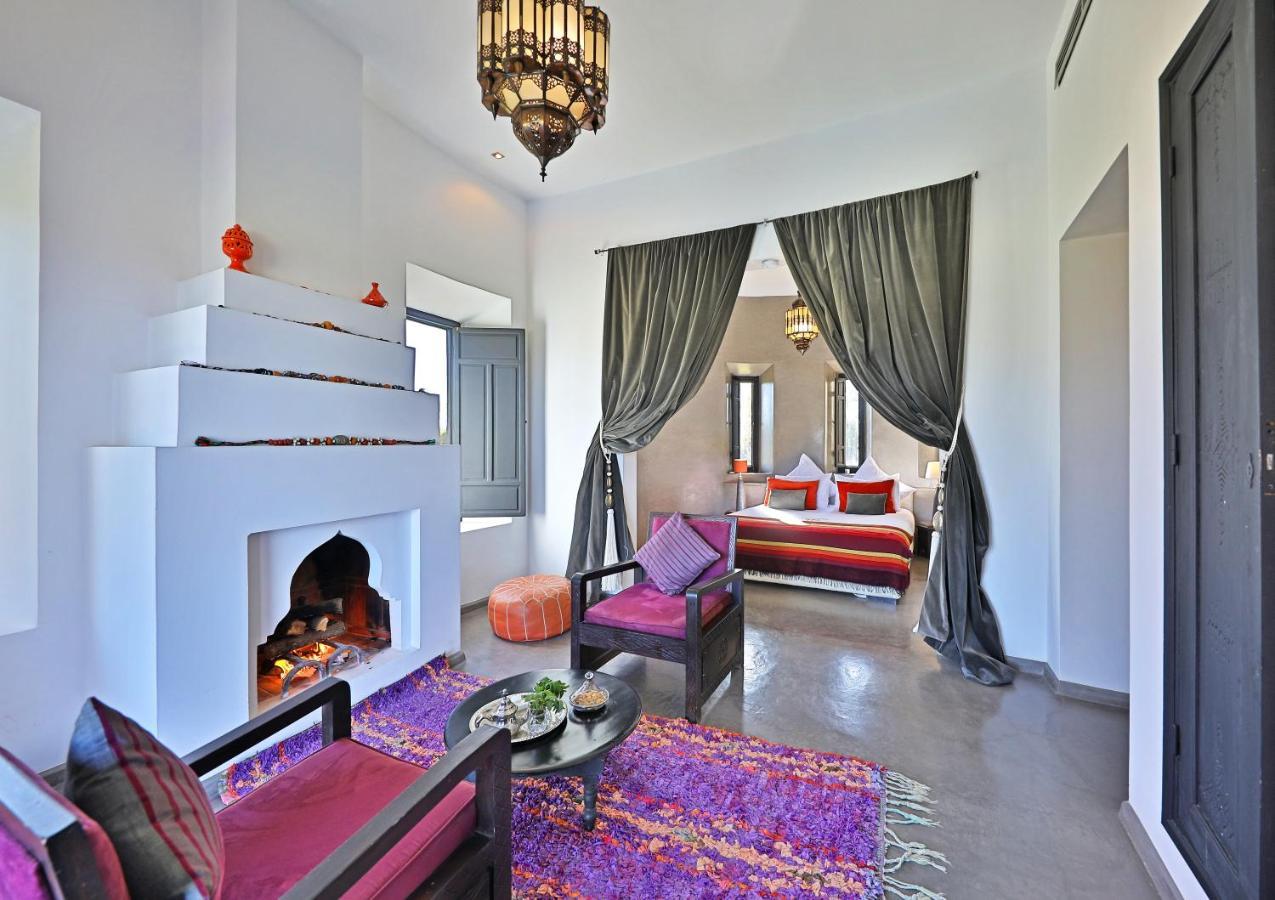 Dar Noujoum Hotel Ait Bou Zguia Buitenkant foto
