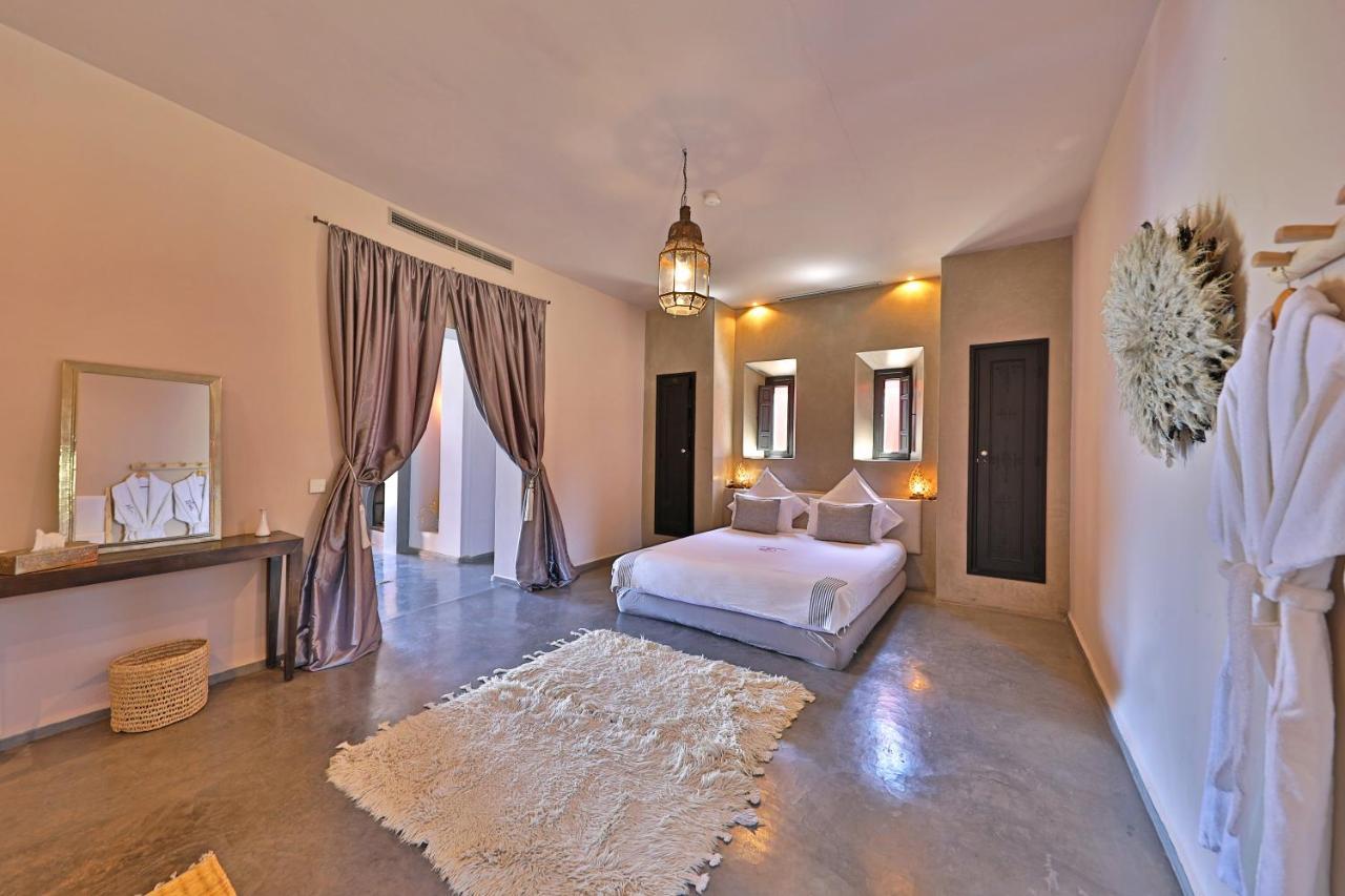 Dar Noujoum Hotel Ait Bou Zguia Buitenkant foto