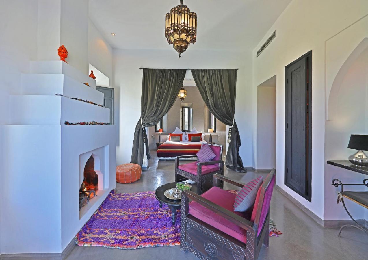 Dar Noujoum Hotel Ait Bou Zguia Buitenkant foto