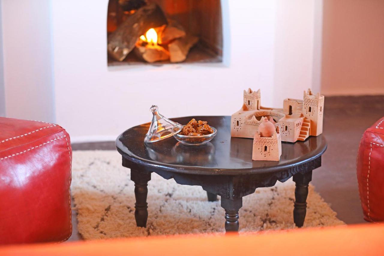 Dar Noujoum Hotel Ait Bou Zguia Buitenkant foto